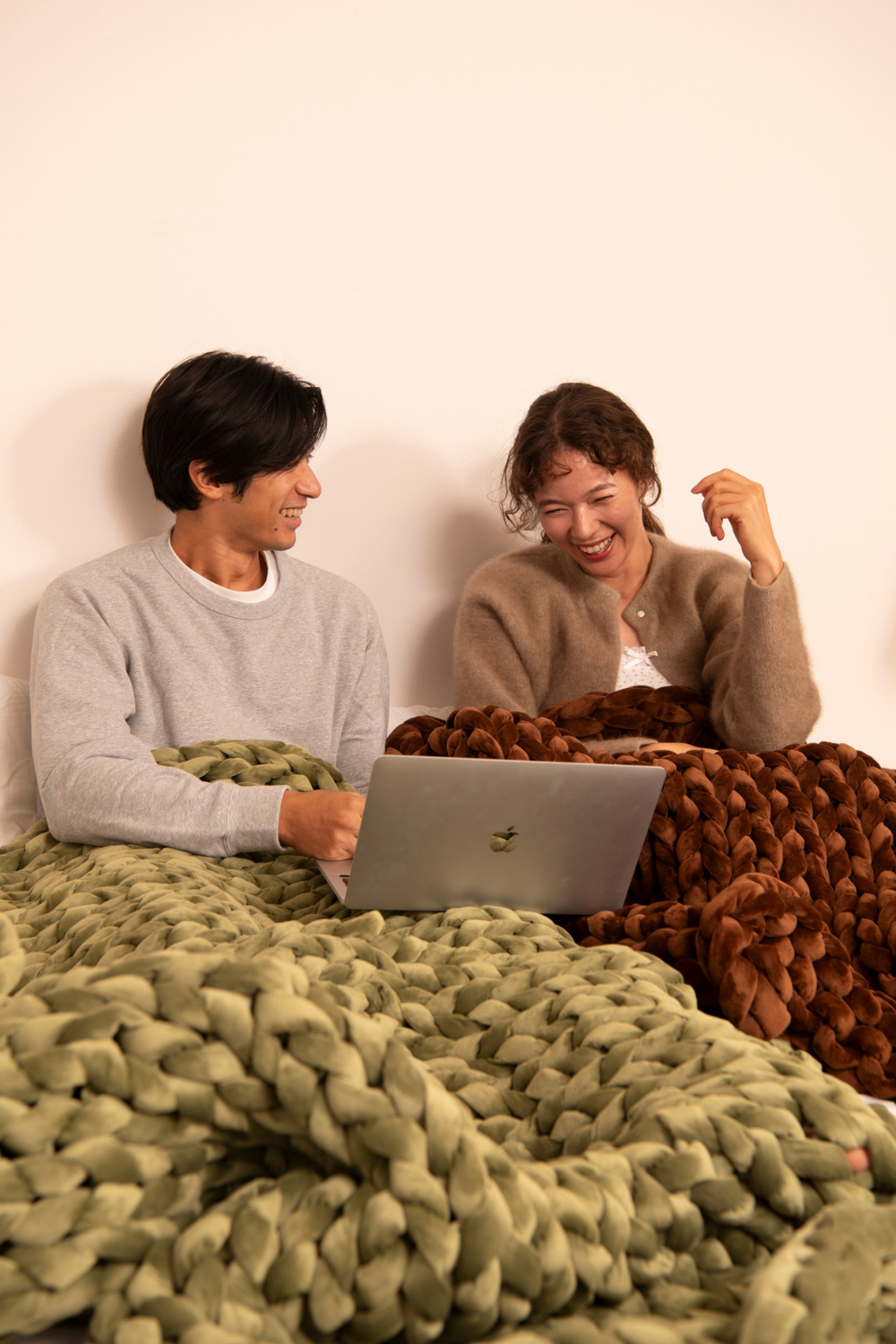 リカバリー加重ブランケットMUSUBI - ON -