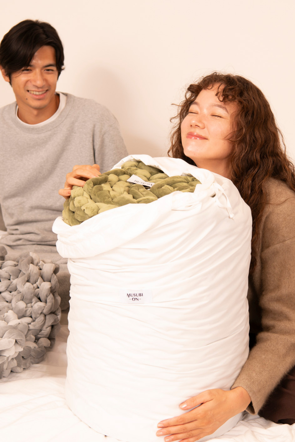 リカバリー加重ブランケットMUSUBI - ON -