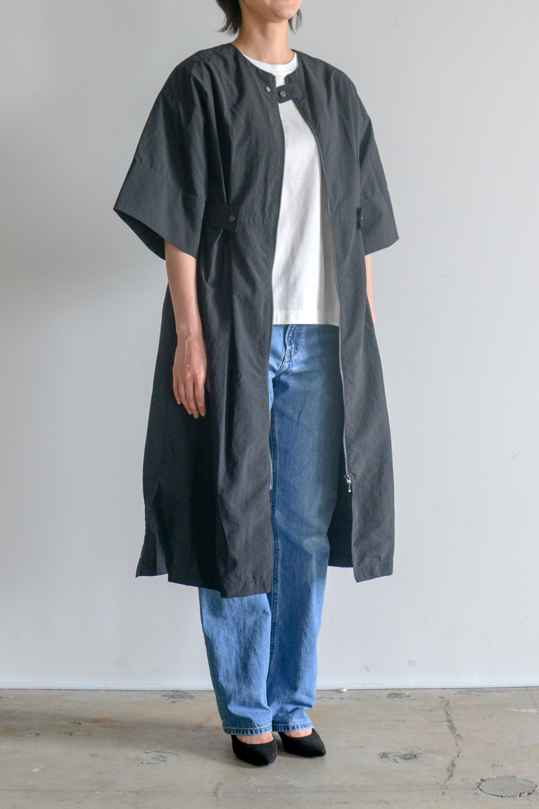 【Unisex】ガウンワンピース:ハーフスリーブ