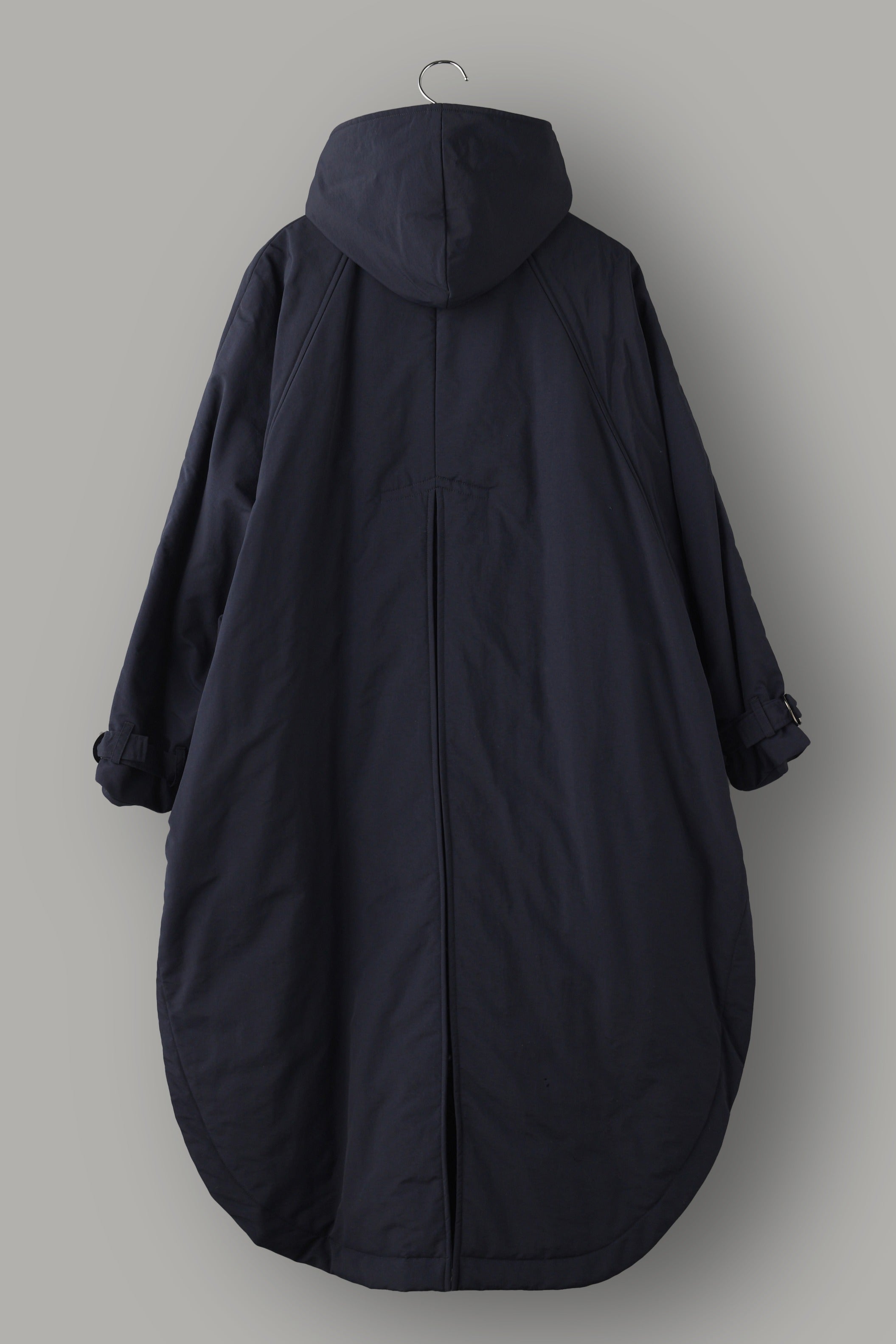 最終値下げ《新品未使用｠RIM ARK ポンチョコート RIM.ARK（リムアーク）の「Stand collar poncho（ポンチョ）」 - WEAR